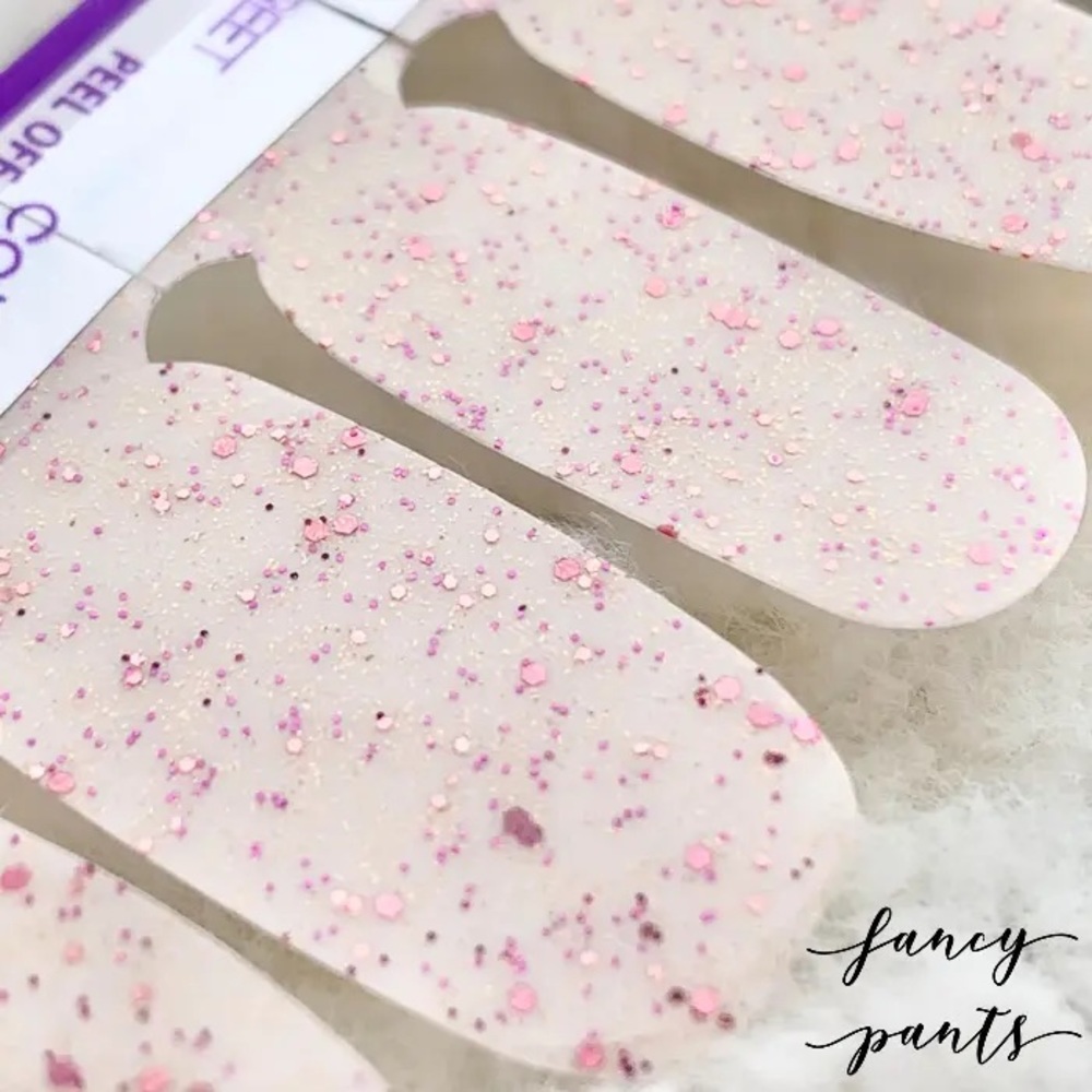 Color street - Fancy Pants - clear glitter overlay - Picture 2 of 2
